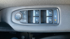 Renault Symbioz 1.6 E-Tech FHEV 145 Iconic Esprit Alpine 5dr Auto Hybrid Estate